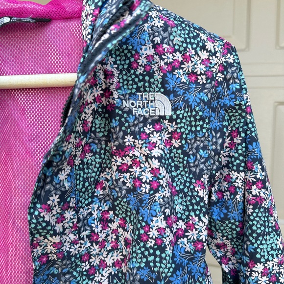 Girls North Face Windbreaker - Picture 2 of 4